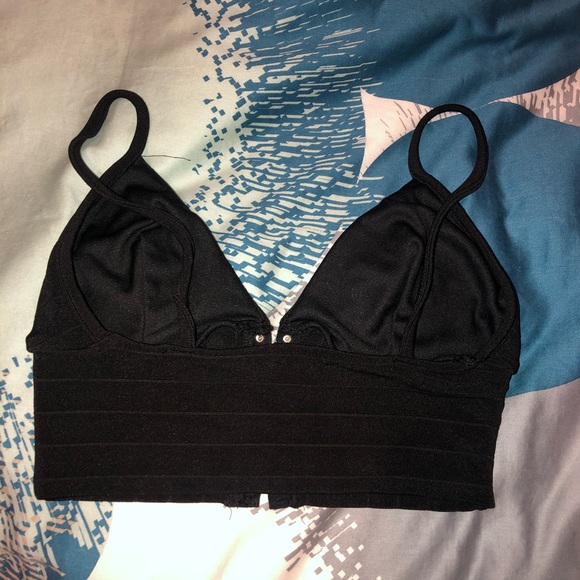 Black crop top - Picture 2 of 2